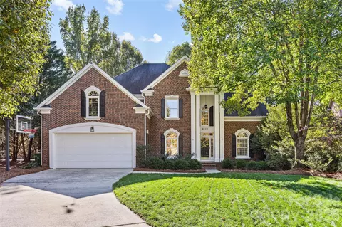 9033 Cardinal Ridge Ct, Charlotte, NC 28270