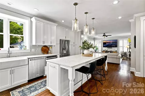 Kitchen - 224 N Kimberly Rd, Davidson, NC 28036 photo 4 of 6