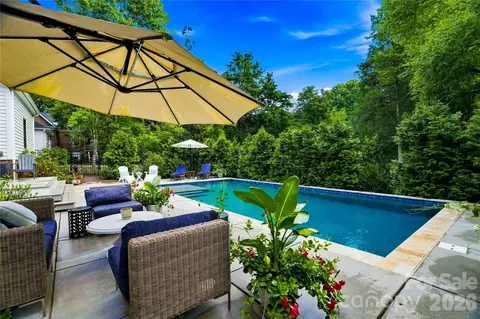 Exterior - 224 N Kimberly Rd, Davidson, NC 28036 photo 2 of 12