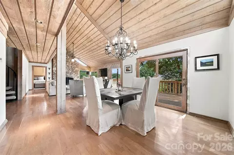 Dining - 6580 Central Dr, Conover, NC 28613 photo 1 of 2