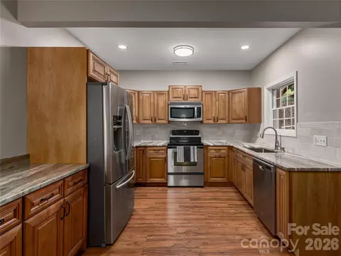 Kitchen - 314 Summerset Dr, Clyde, NC 28721 photo 4 of 4