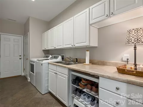Other - 314 Summerset Dr, Clyde, NC 28721 photo 4 of 7