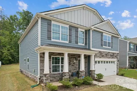 3719 Stanley Creek Dr, Mount Holly, NC 28120
