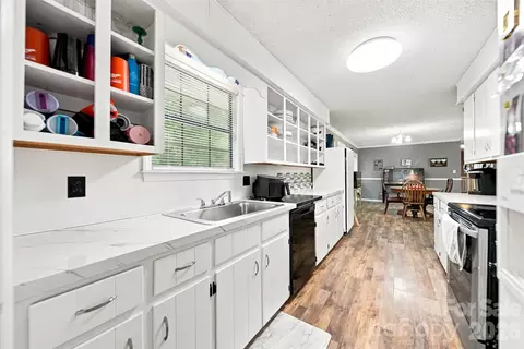 Kitchen - 2075 S Fork Dr, Morganton, NC 28655 photo 4 of 4