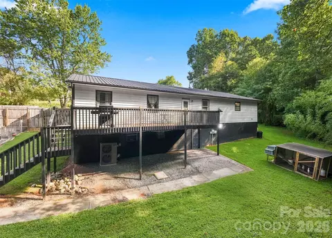 Exterior - 2075 S Fork Dr, Morganton, NC 28655 photo 1 of 10