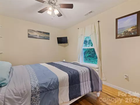 Bedroom - 404 Loop Rd, Clyde, NC 28721 photo 3 of 7