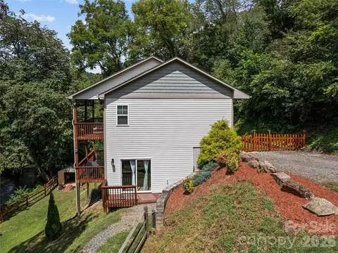 Exterior - 404 Loop Rd, Clyde, NC 28721 photo 6 of 12