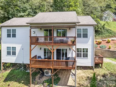 Exterior - 404 Loop Rd, Clyde, NC 28721 photo 12 of 12