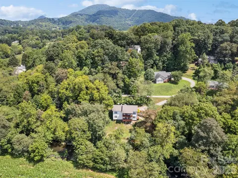 View/Area - 404 Loop Rd, Clyde, NC 28721 photo 4 of 4