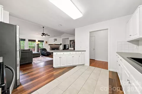 Kitchen - 220 5th Ne St NE, Conover, NC 28613 photo 1 of 3