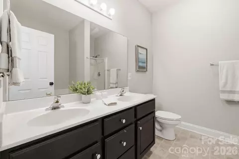Bath - 21246 Hickory St, Cornelius, NC 28031 photo 2 of 2