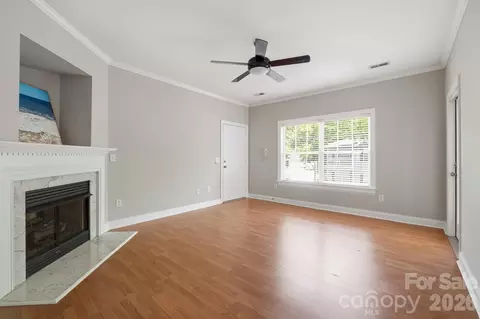 Living - 21246 Hickory St, Cornelius, NC 28031 photo 2 of 3