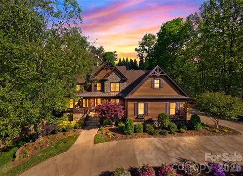 2748 Trent Ne Dr NE, Conover, NC 28613
