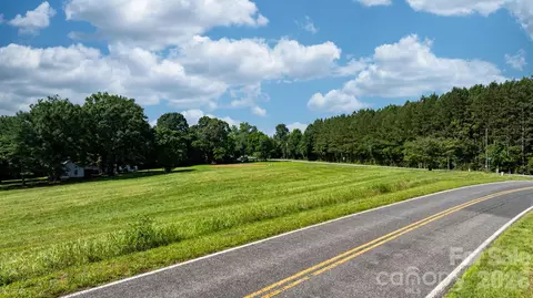 594 Rash Rd, Olin, NC 28660 photo 9