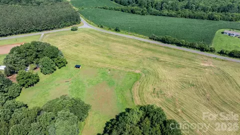 594 Rash Rd, Olin, NC 28660 photo 3