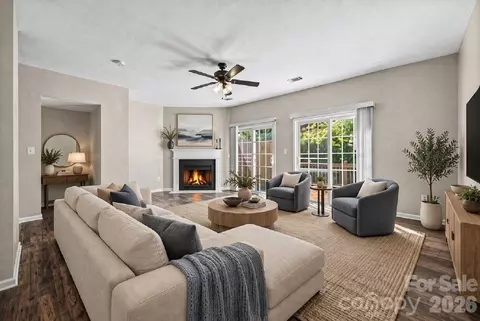 2627 Early Flight Dr, Charlotte, NC 28262