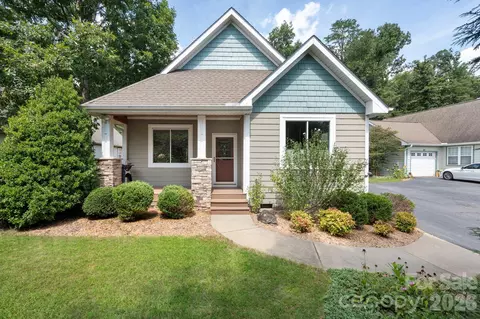22 Banks Town Rd, Weaverville, NC 28787