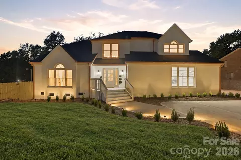 4818 Carmel Rd, Charlotte, NC 28226