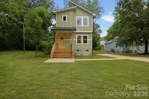 1324 Old Charlotte Rd, Statesville, NC 28677