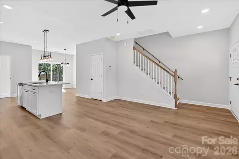 Entry Way - 2108 Moose Rd, Kannapolis, NC 28083 photo 3 of 6
