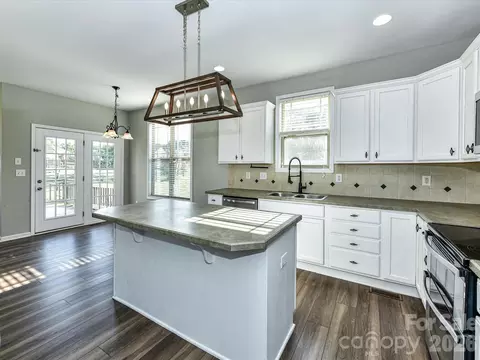Kitchen - 4120 Pumpkin Pl, Monroe, NC 28110 photo 4 of 7