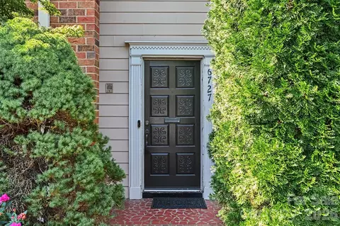 6727 Constitution Ln, Charlotte, NC 28210