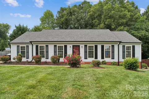 2114 Varden Ct, Charlotte, NC 28208
