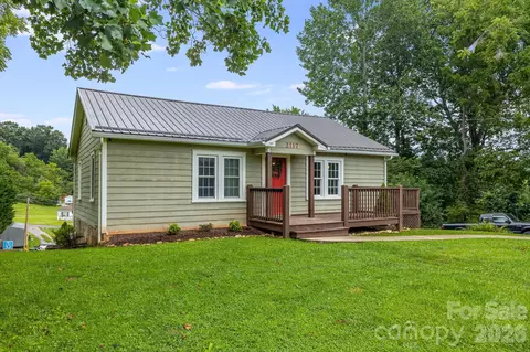 Exterior - 2117 Old Clyde Rd, Clyde, NC 28721 photo 16 of 17