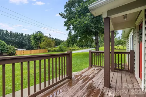 Exterior - 2117 Old Clyde Rd, Clyde, NC 28721 photo 2 of 17