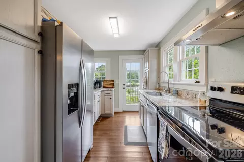 Kitchen - 2117 Old Clyde Rd, Clyde, NC 28721 photo 1 of 7