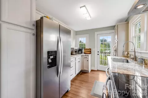 Kitchen - 2117 Old Clyde Rd, Clyde, NC 28721 photo 3 of 7