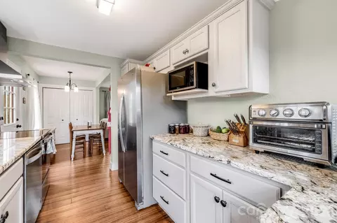 Kitchen - 2117 Old Clyde Rd, Clyde, NC 28721 photo 5 of 7