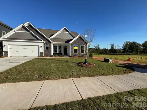2211 Tabor Rd, Sherrills Ford, NC 28673