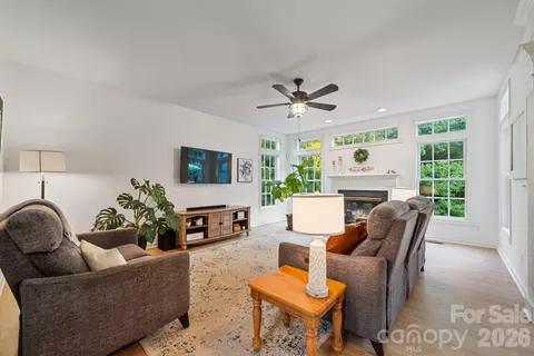 Living - 152 Melbourne Dr, Fort Mill, SC 29708 photo 1 of 1