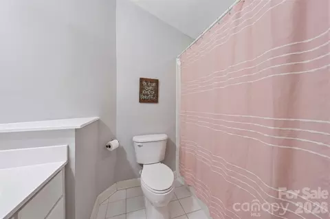 Bath - 152 Melbourne Dr, Fort Mill, SC 29708 photo 4 of 5