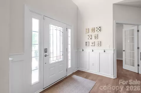 Entry Way - 2083 Topaz Plz, Davidson, NC 28036 photo 4 of 9