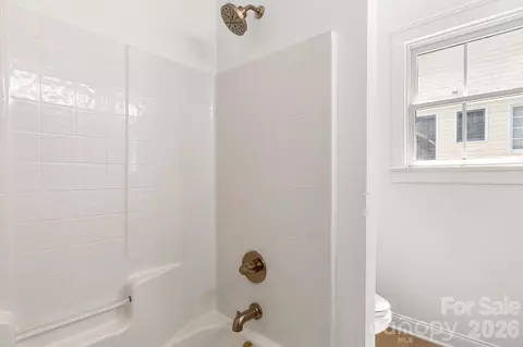 Bath - 361 Elis Way, Fort Mill, SC 29708 photo 3 of 6