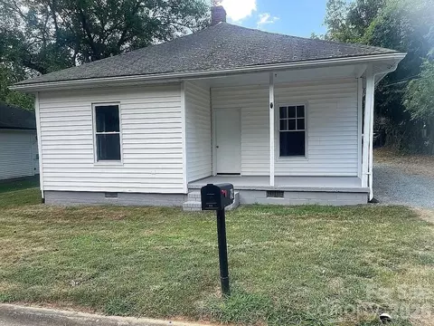 72 Spencer Ave, Mooresville, NC 28115