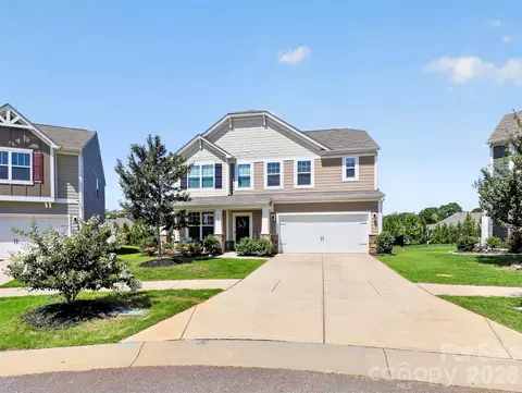 Exterior - 2819 Dominion Ct, Monroe, NC 28110 photo 1 of 5