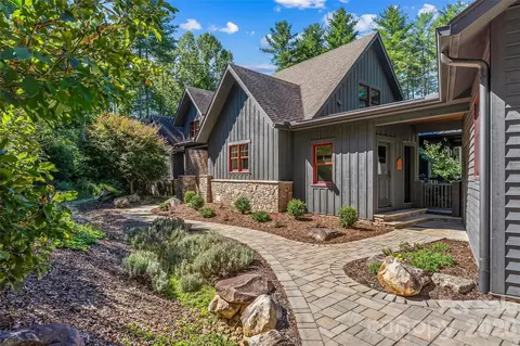 3201 Donahue Dr, Nebo, NC 28761