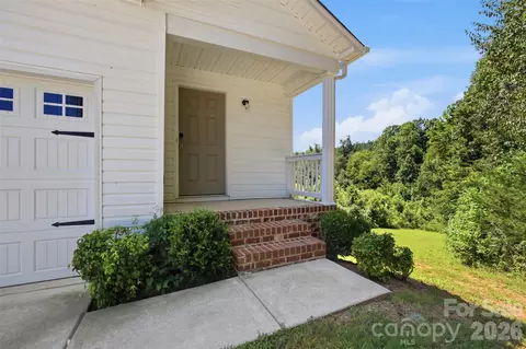 Exterior - 181 Four Andrews Dr, Harmony, NC 28634 photo 1 of 1