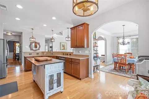 Kitchen - 3327 Brackhill St, Davidson, NC 28036 photo 4 of 4