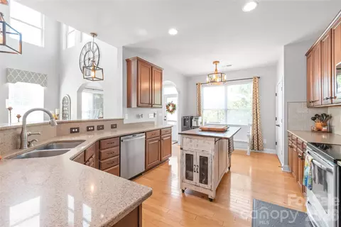 Kitchen - 3327 Brackhill St, Davidson, NC 28036 photo 1 of 4