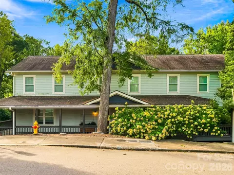 141 Courtland 2 Ave #2, Asheville, NC 28801