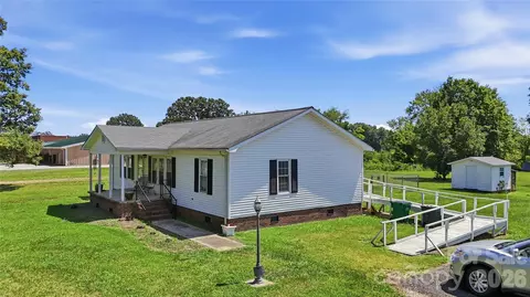 Exterior - 2185 E Ridge Rd, Salisbury, NC 28144 photo 1 of 3