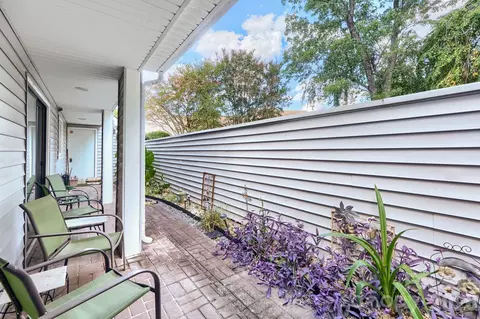 1634 Hollow D Dr #D, Charlotte, NC 28212