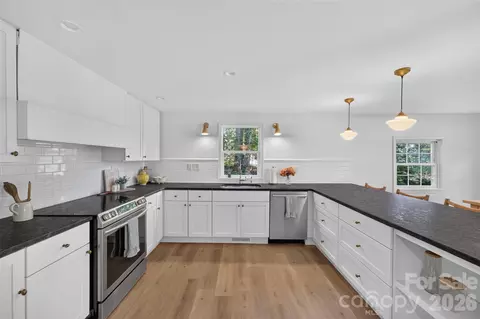 Kitchen - 4130 Cascade St, Terrell, NC 28682 photo 1 of 3