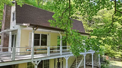 Exterior - 38 Pee Wee Branch Br, Sylva, NC 28779 photo 3 of 8