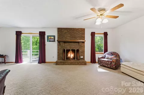 Living - 38 Pee Wee Branch Br, Sylva, NC 28779 photo 3 of 5