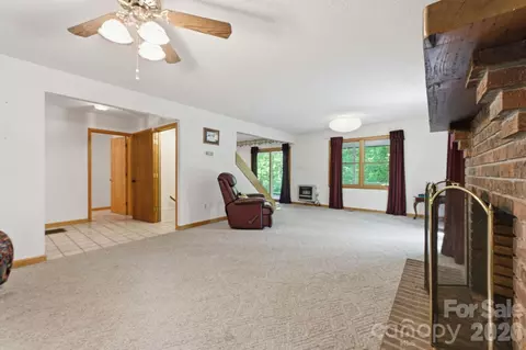 Living - 38 Pee Wee Branch Br, Sylva, NC 28779 photo 5 of 5